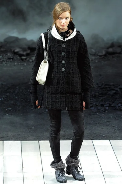 Look 14